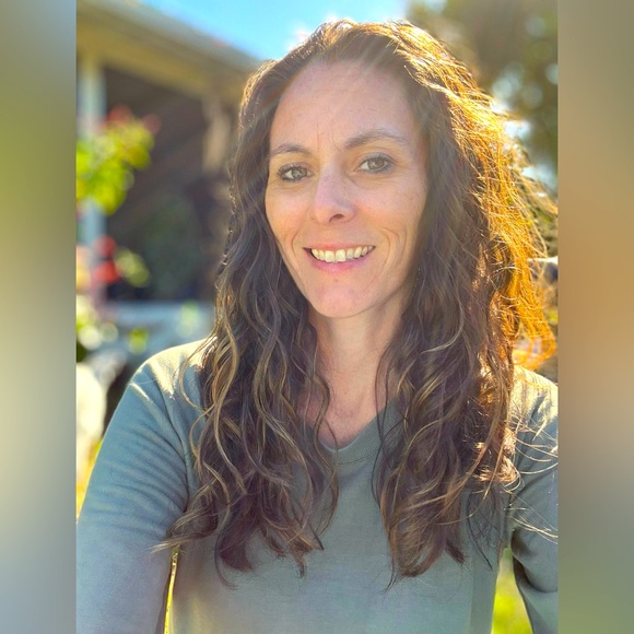 Meet your Posher, Carrisa - Picture 1 of 1